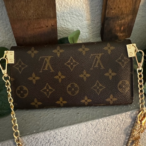 Louis Vuitton Monogram Porte Tresor International Trifold Long Wallet converted - Picture 4 of 17